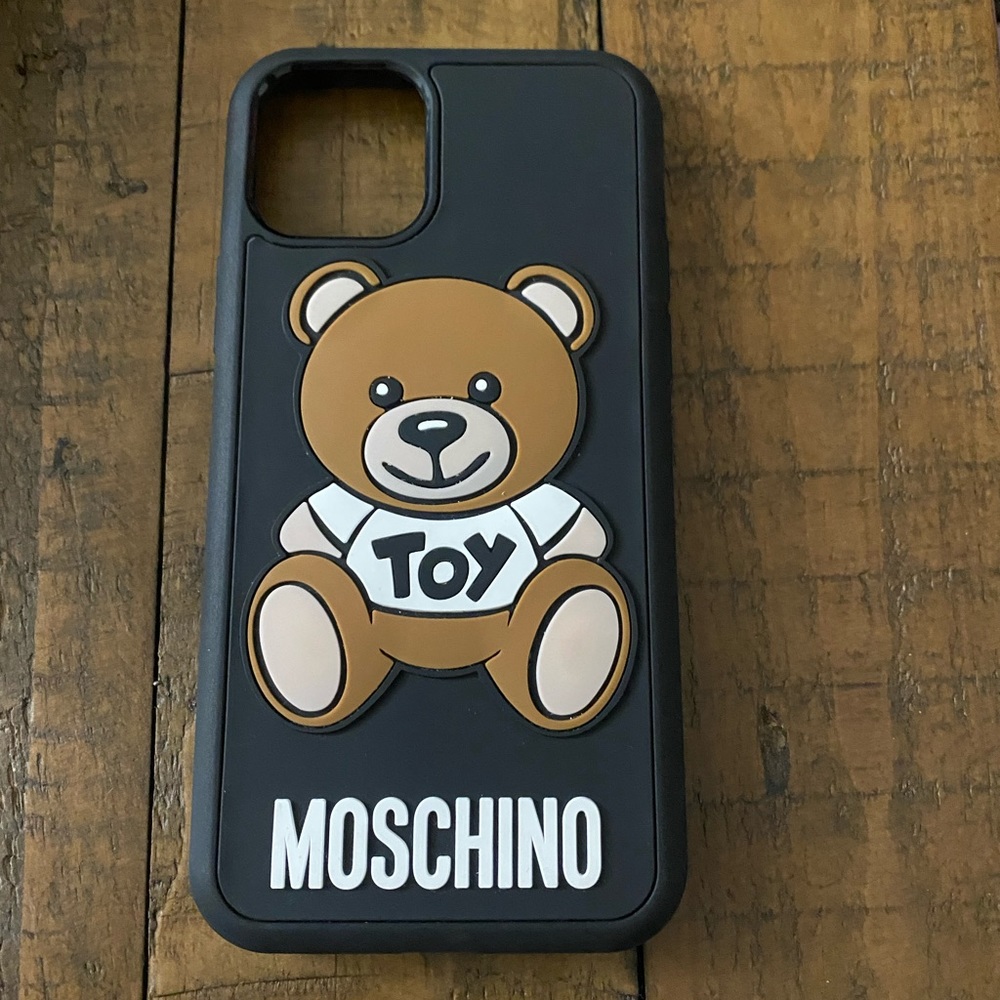 iPhone 11 moschino “toy” bear case